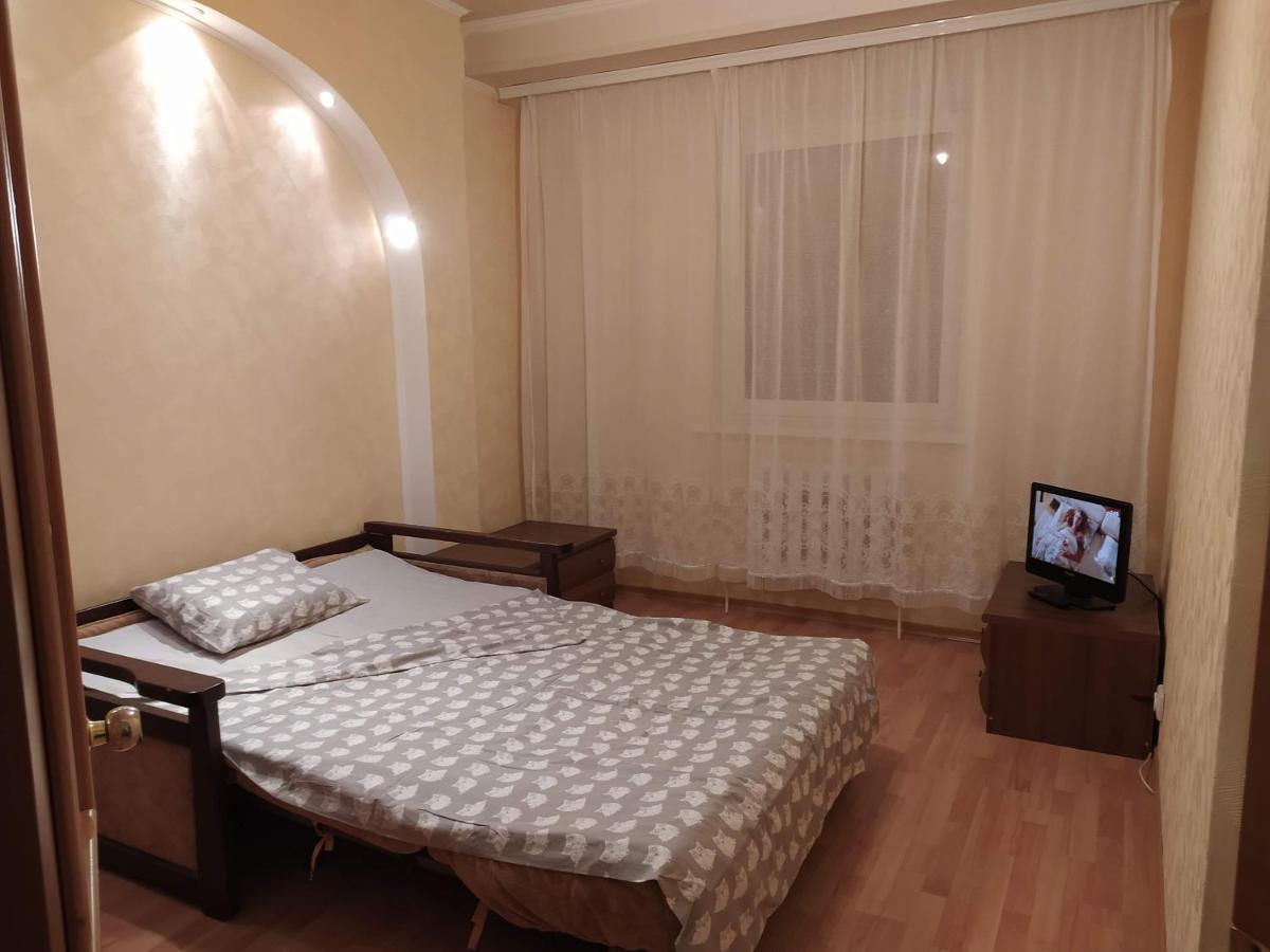 Двухкомнатная Квартира С Кухней Студией Бровары. Buitenkant foto